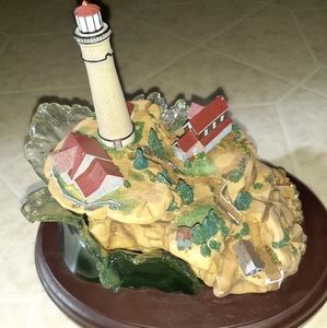 2000 Lenox Hand-Painted Porcelain Lighthouse